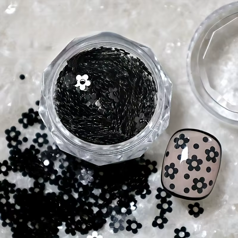 1 boîte de mini paillettes pour ongles en noir et blanc