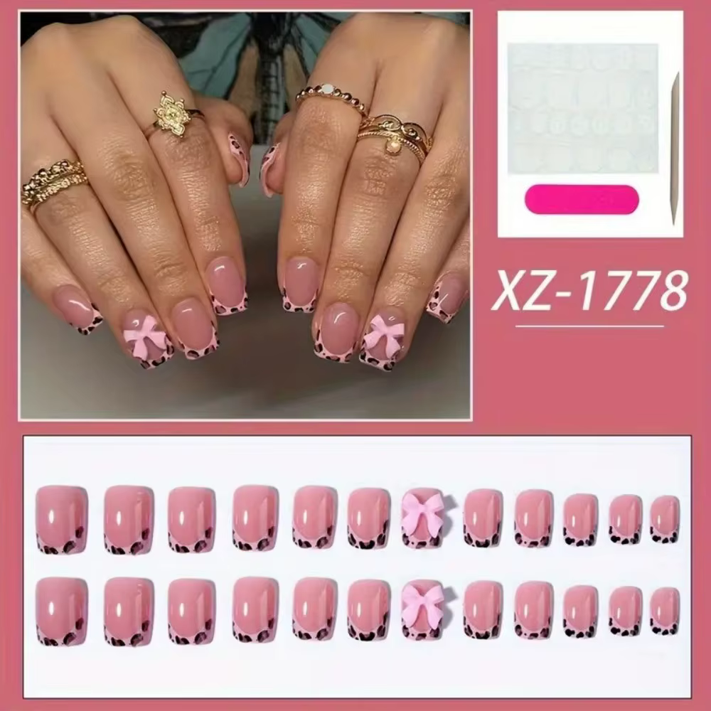 24 faux ongles courts rose nude