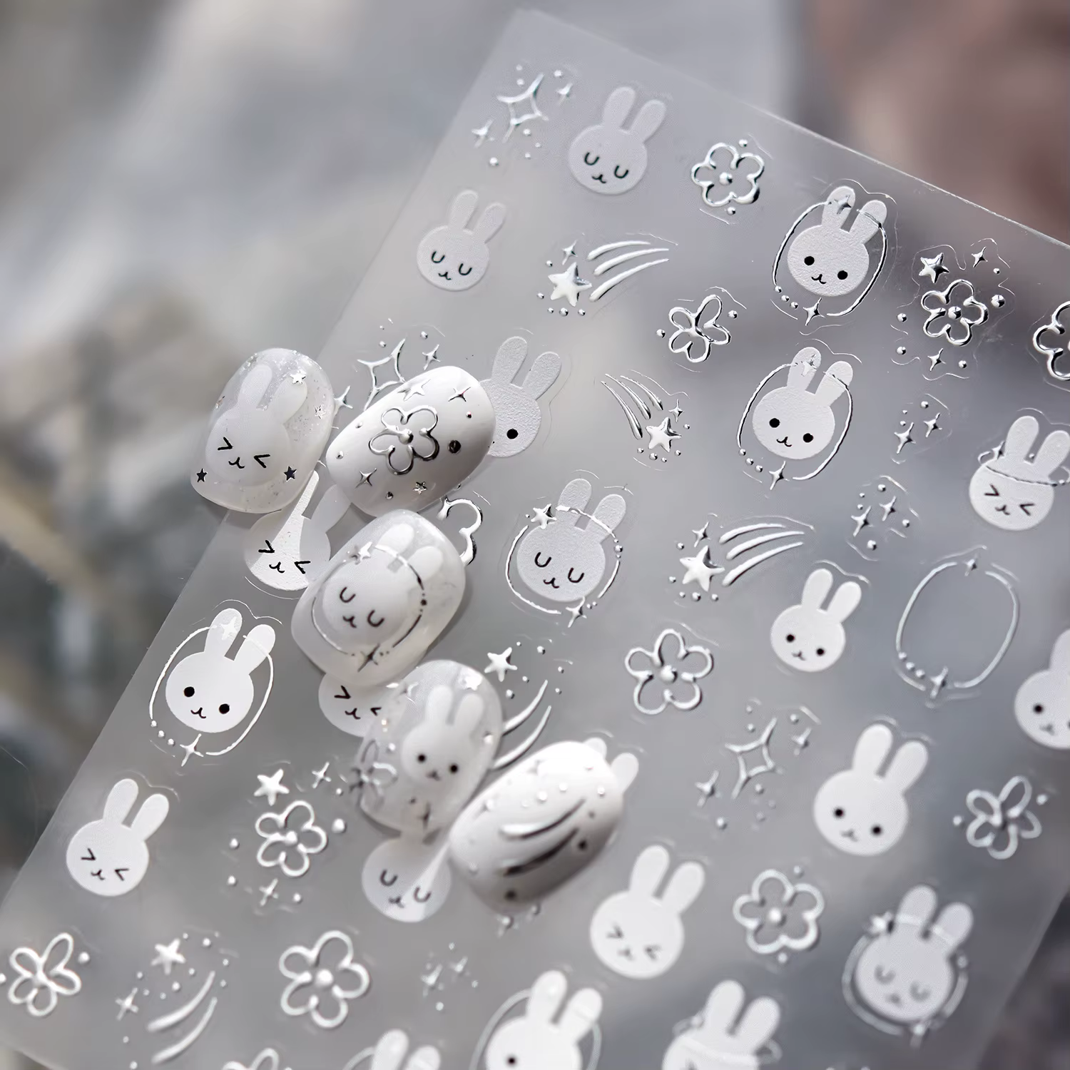 Autocollants pour ongles estampés à l'or