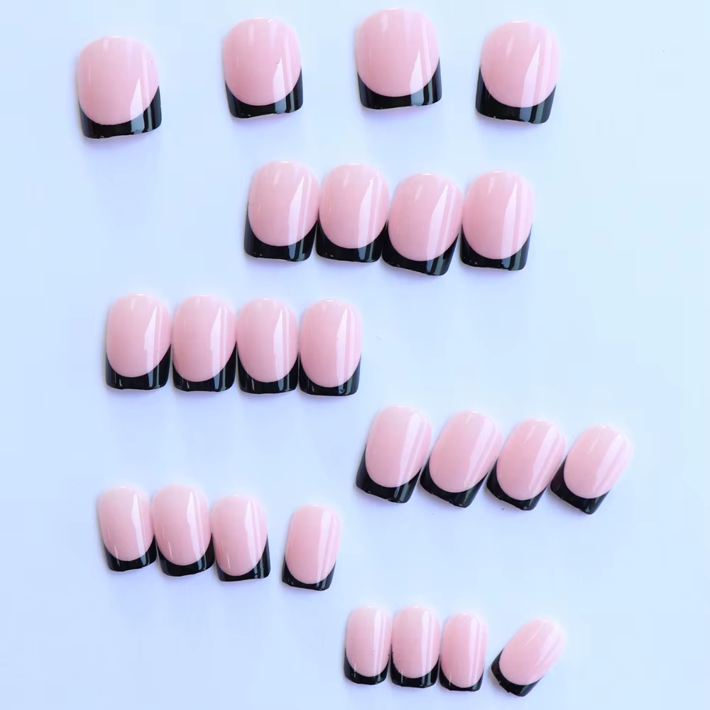 Faux ongles français noirs pointus