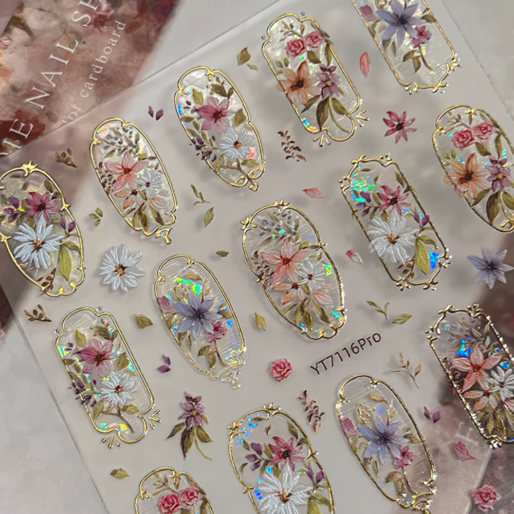 Autocollants pour ongles floraux bohèmes rétro en relief 5D à bordure dorée pour un nail art époustouflant