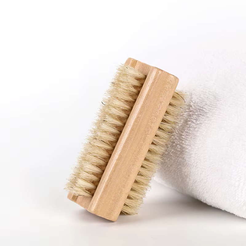 Brosse à ongles Double face