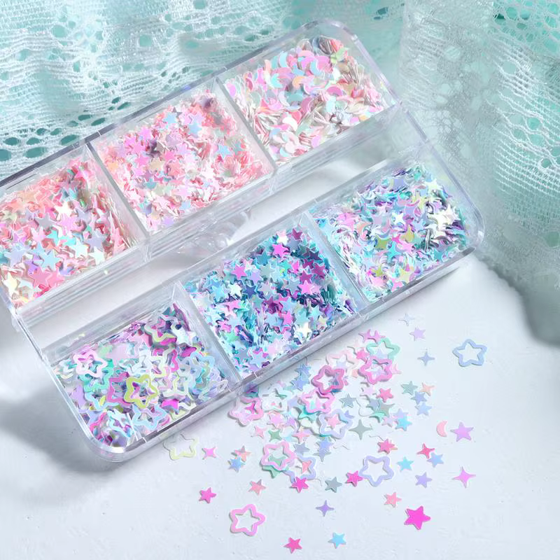 Accessoires pour ongles scintillants étoiles et lunes irisées