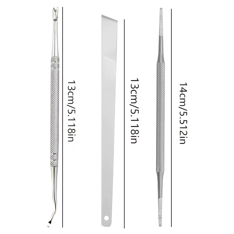 Outil de repoussage des cuticules