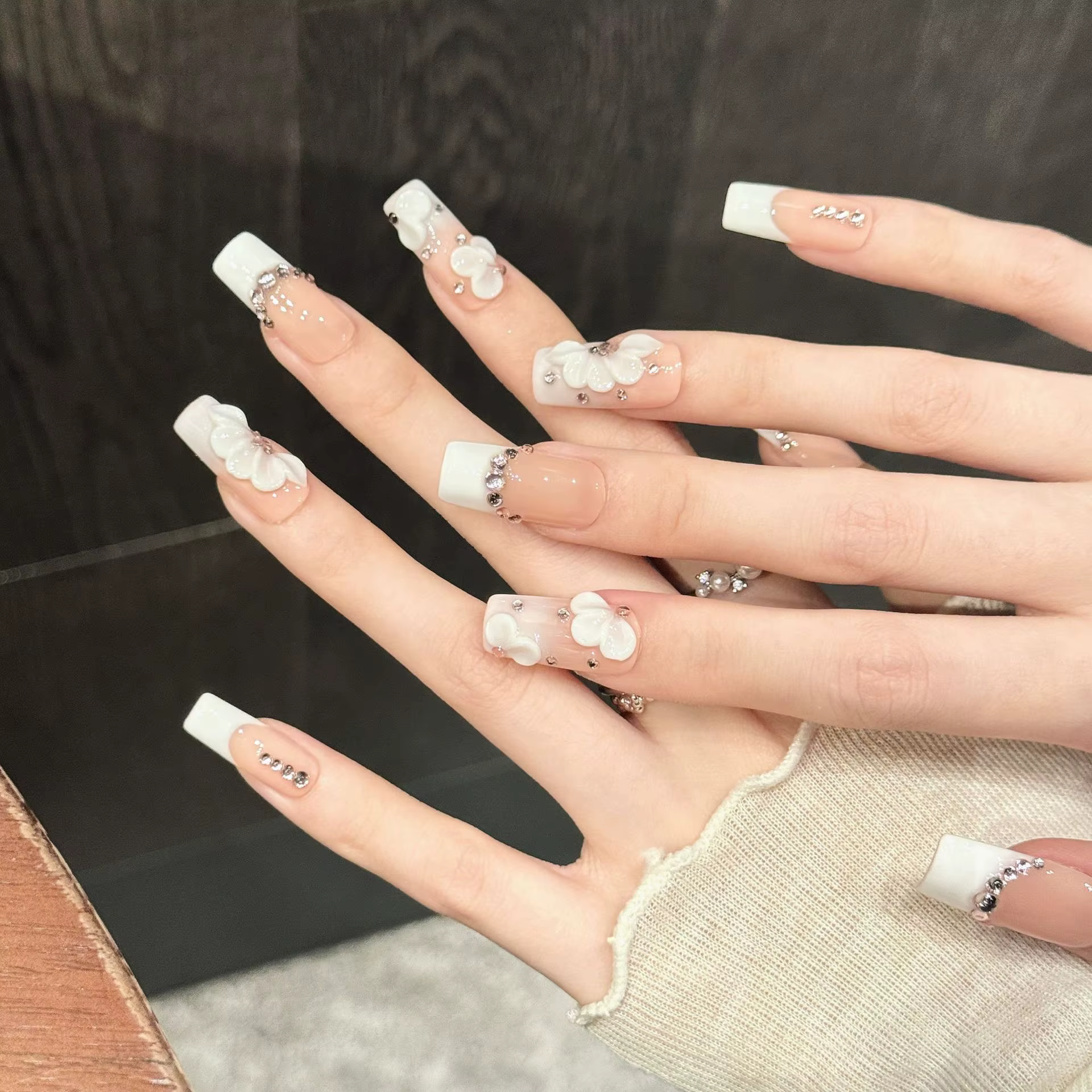 10 pièces de faux ongles carrés longs pressés à la main