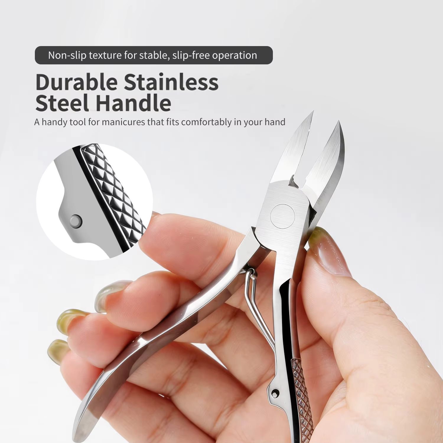 Pince à cuticules pour retirer les strass des ongles