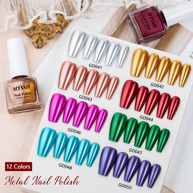 Vernis à ongles métallique effet miroir 7