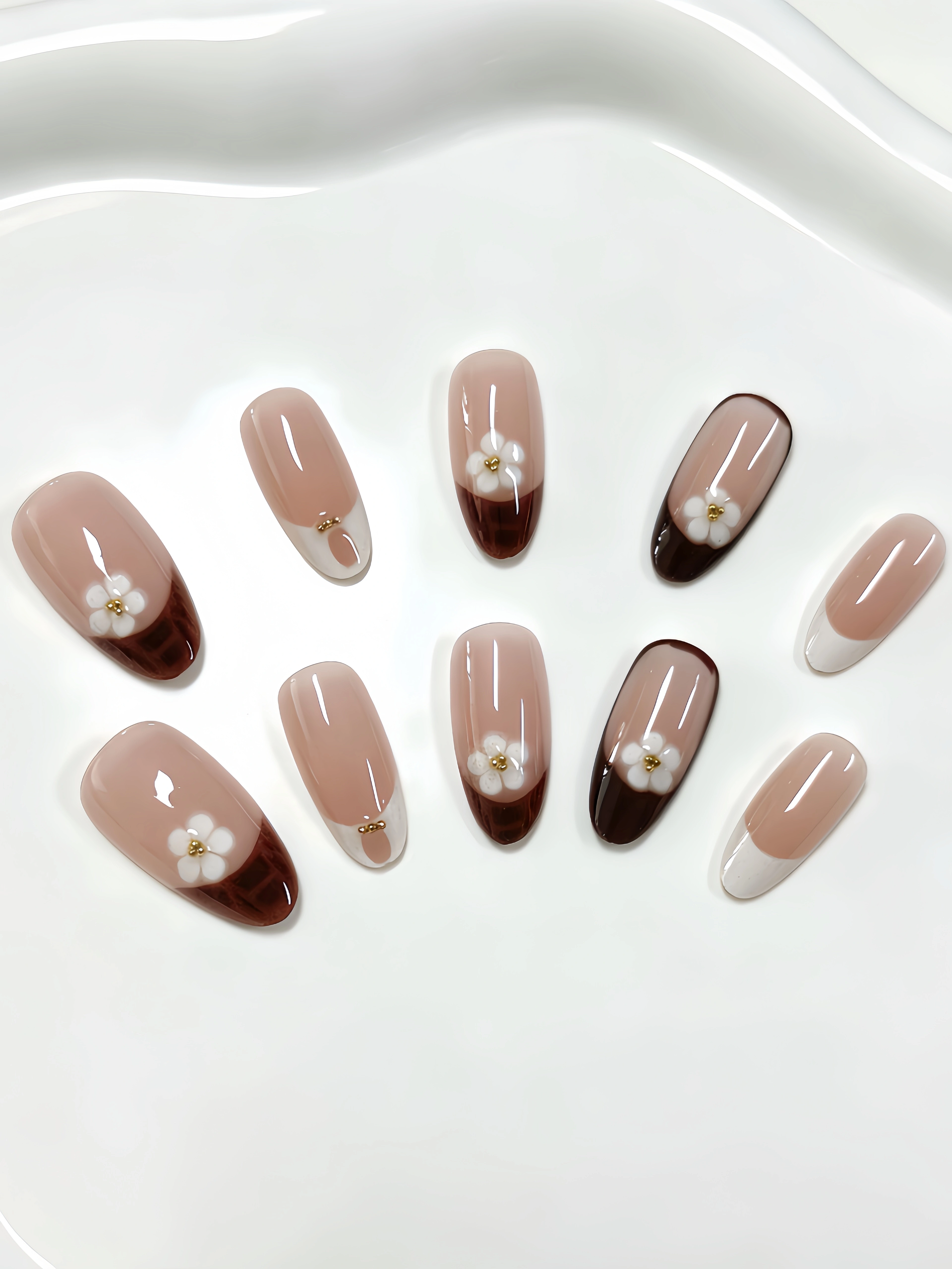 10 faux ongles courts en forme d'amande