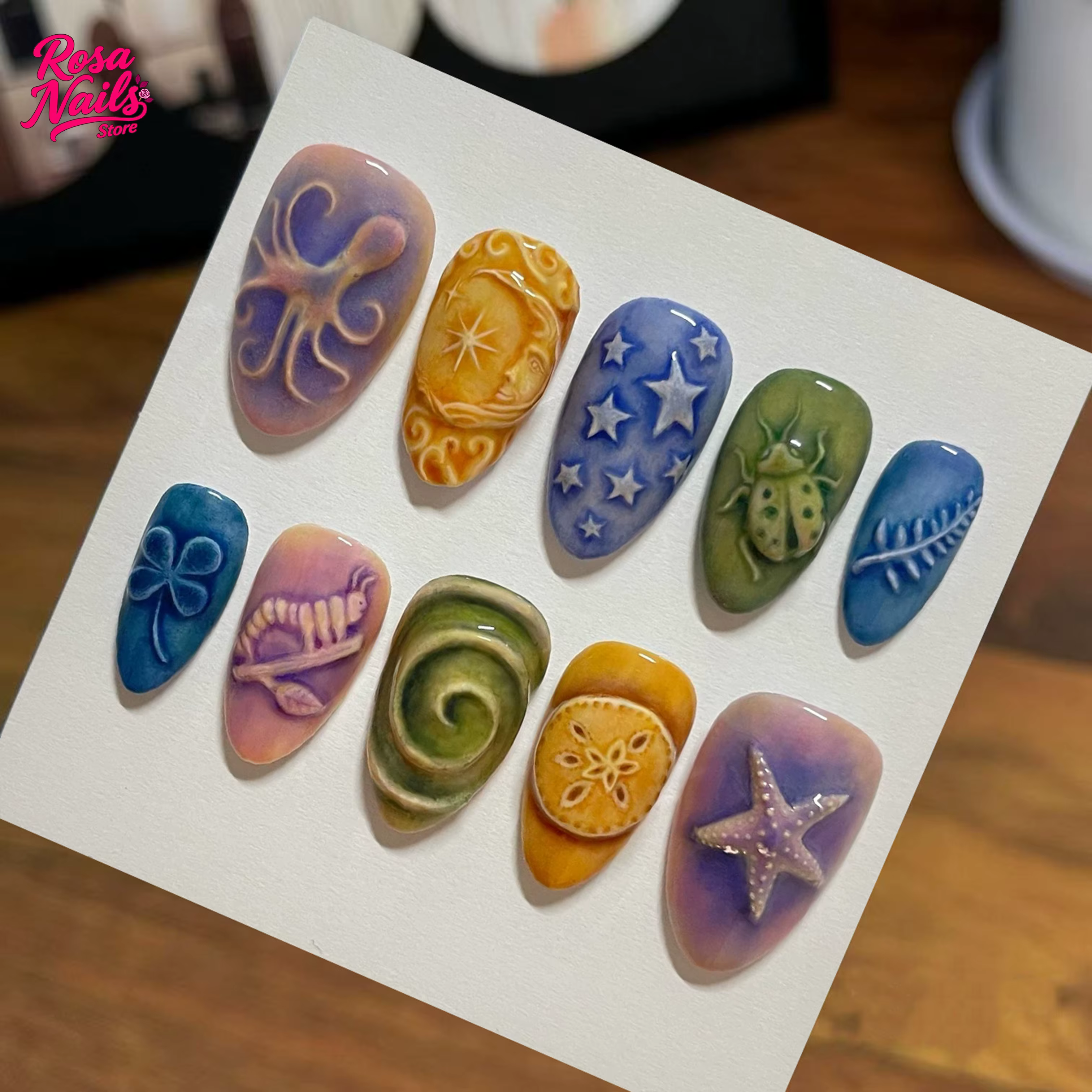 10 pièces presse à la main sur les ongles sculptés
