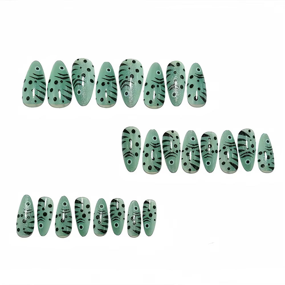 Océan coloré petit poisson presse sur ongles tête d'amande épicé filles été faux