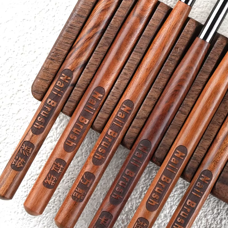 Pinceau de conception pour ongles