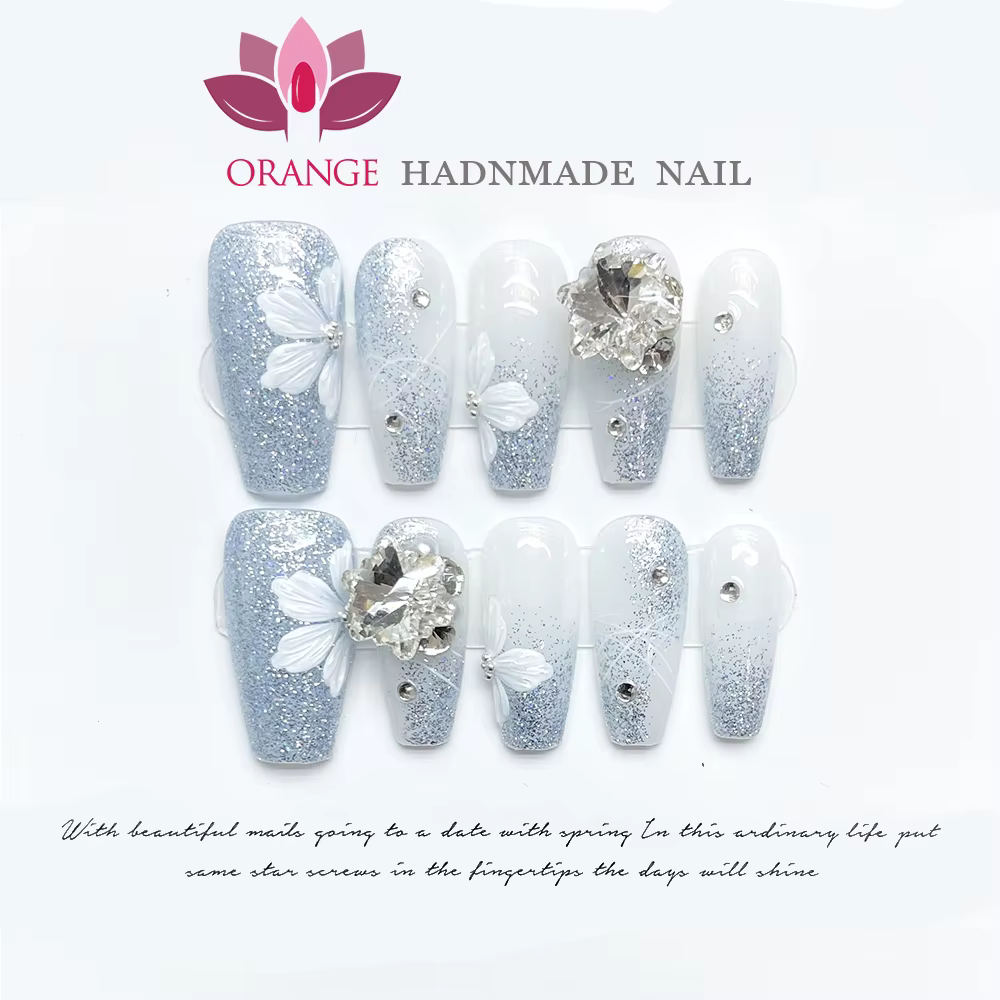 Faux ongles bleus faits à la main, longueur moyenne, à pression, avec couverture complète conçue, manucure en amande, magasin d'ongles orange portables