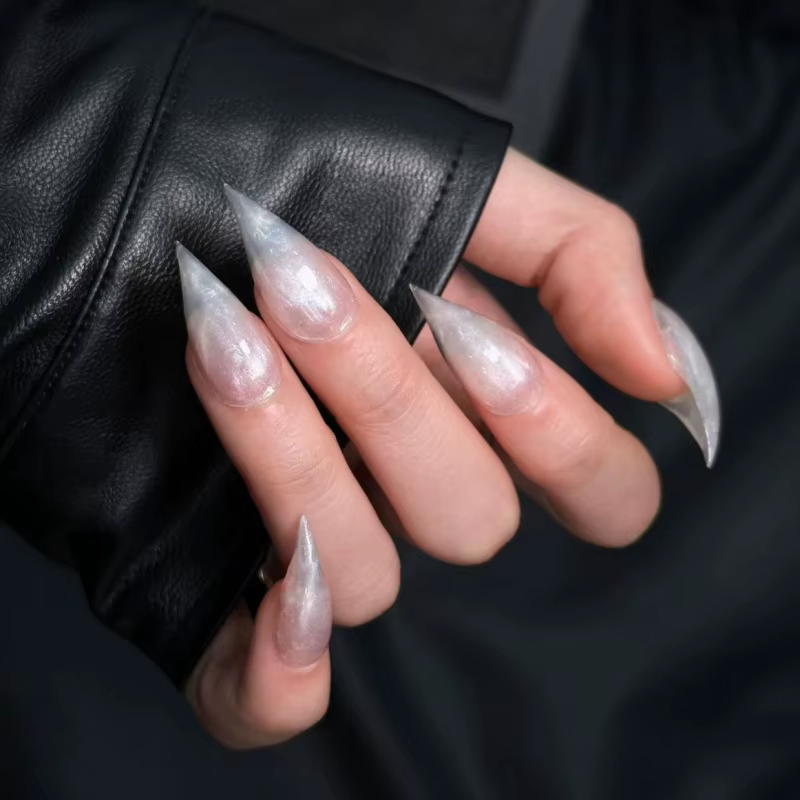 Faux ongles en forme de griffes de dragon
