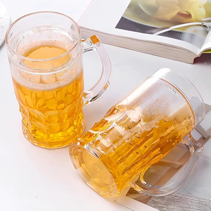 Tasse à bière fausse drôle de 450ml, tasse à bière réaliste avec poignées, jouets délicats, modèle de bière créatif, jouet de farces pour fête, barbecues, vacances