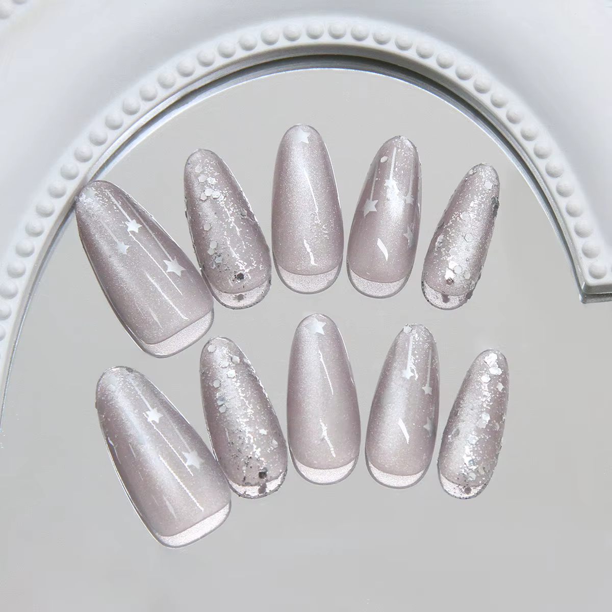Faux ongles moyens pour femmes