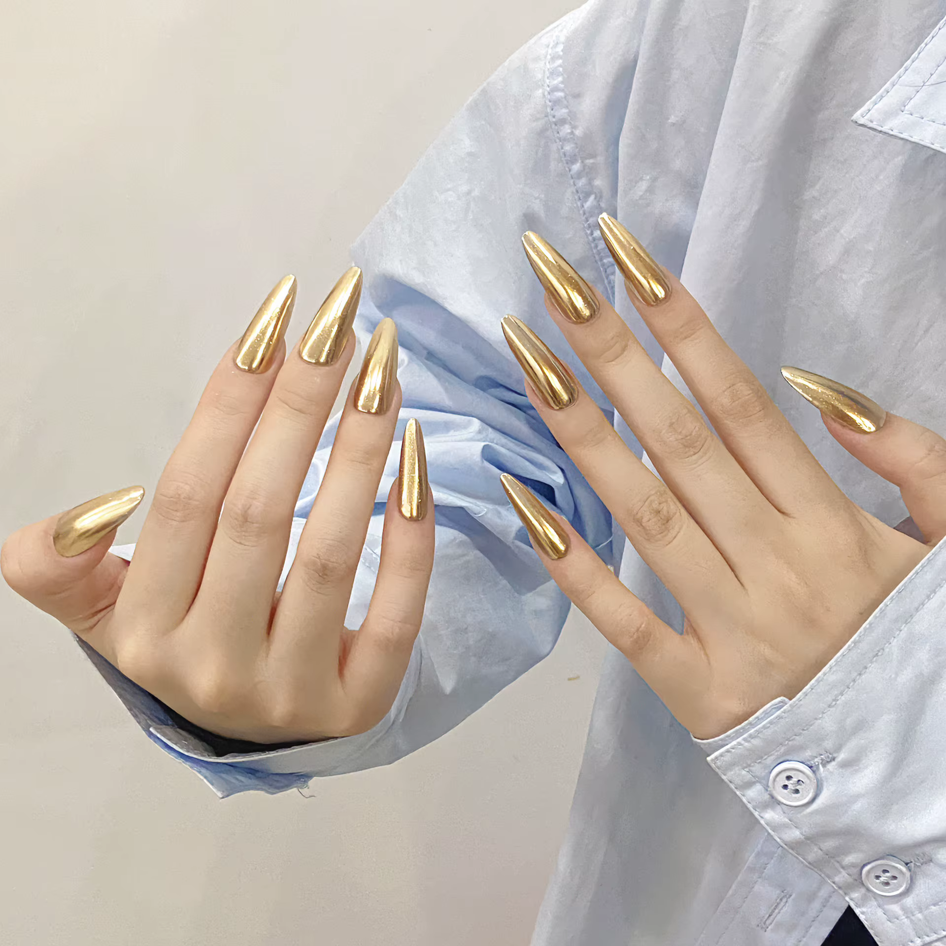 Presse faite à la main sur les ongles Champagne or brillant miroir faux