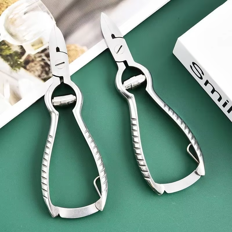 Pince à cuticules professionnelle pour manucure et pédicure