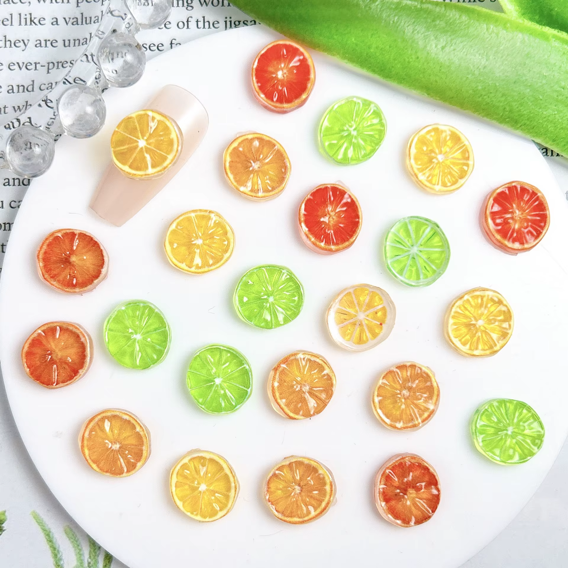 Pièces de breloques pour ongles en résine de citron