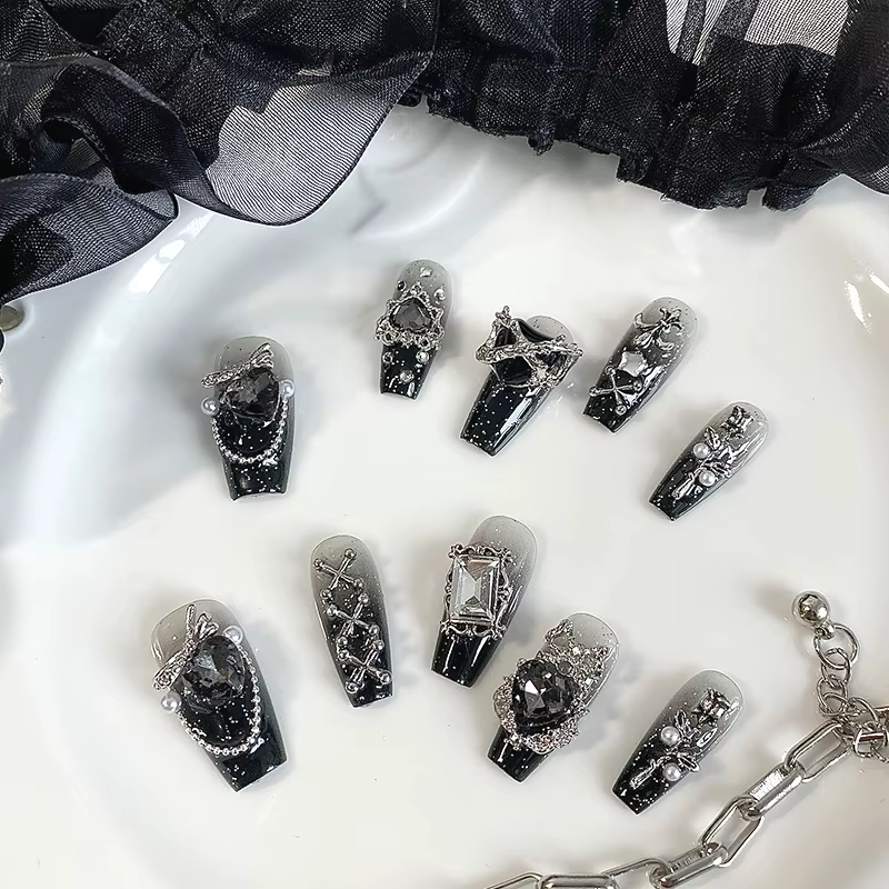 10 pièces de faux ongles faits à la main en forme de cercueil