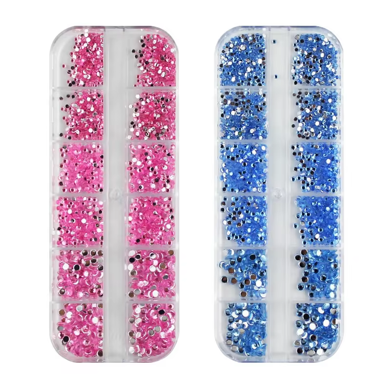 2 boîtes de strass pour Nail Art