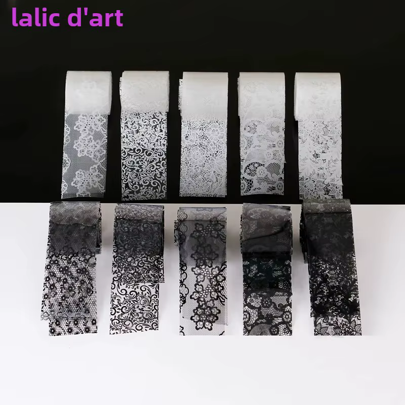 Feuille de transfert de dentelle noire et blanche