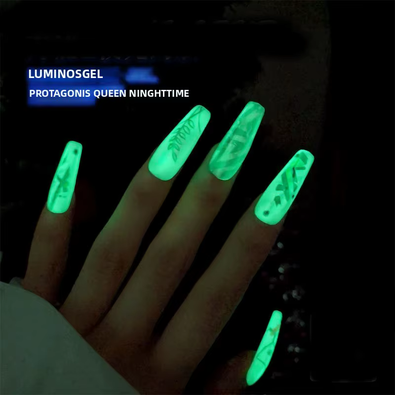 Vernis à ongles Gel UV brillant dans la nuit