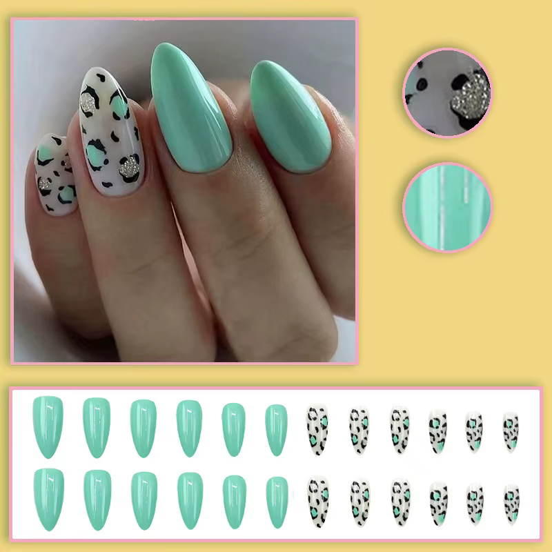 Faux ongles moyens pour femmes et filles