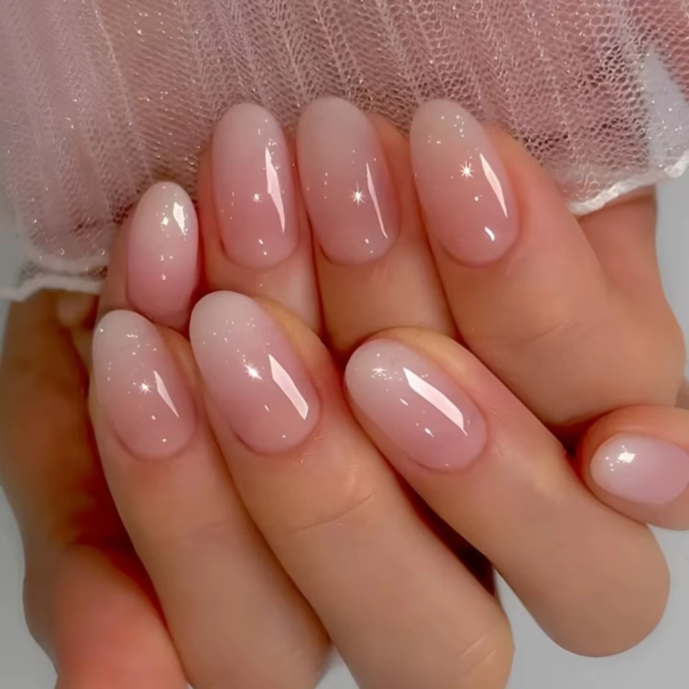 24 pièces de faux ongles courts français minimalistes avec 1 gel adhésif et 1 lime
