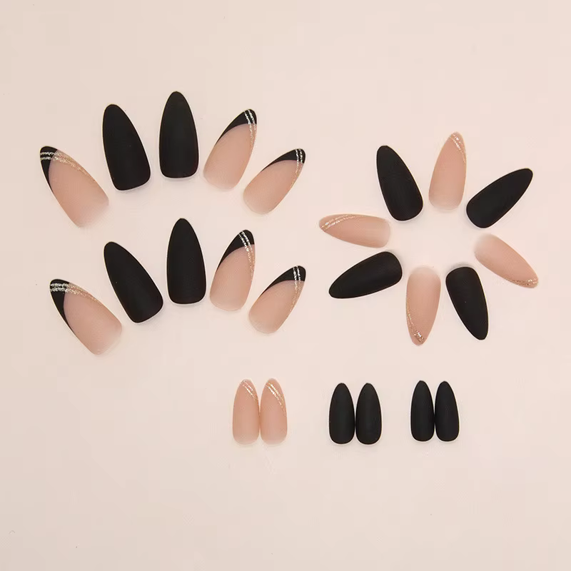 24 faux ongles à presser pour l'automne et l'hiver