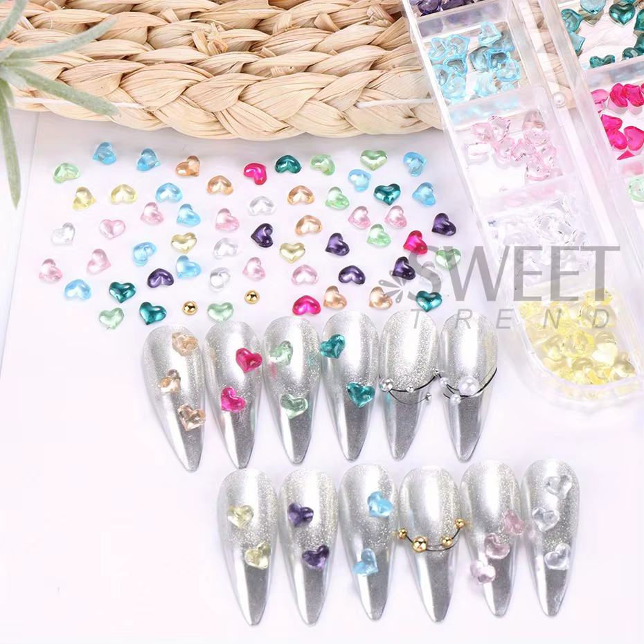 12 grilles en forme de cœur pour Nail Art
