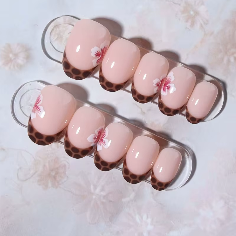 Faux ongles ambre de Style français