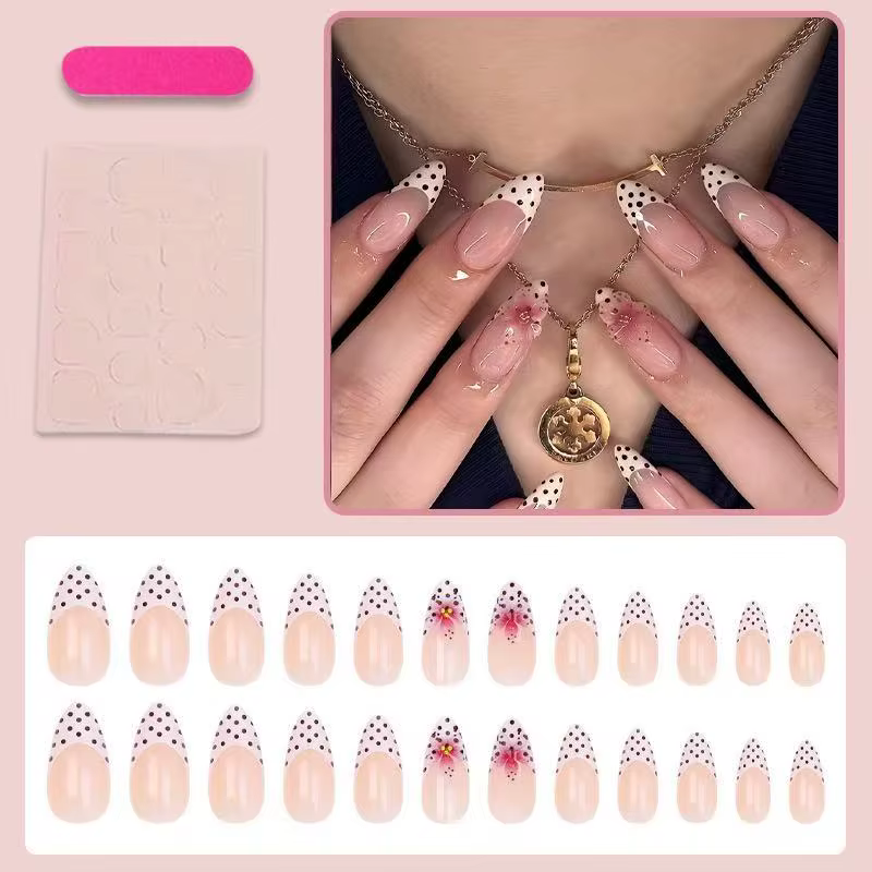 24 faux ongles mats en forme d'amande