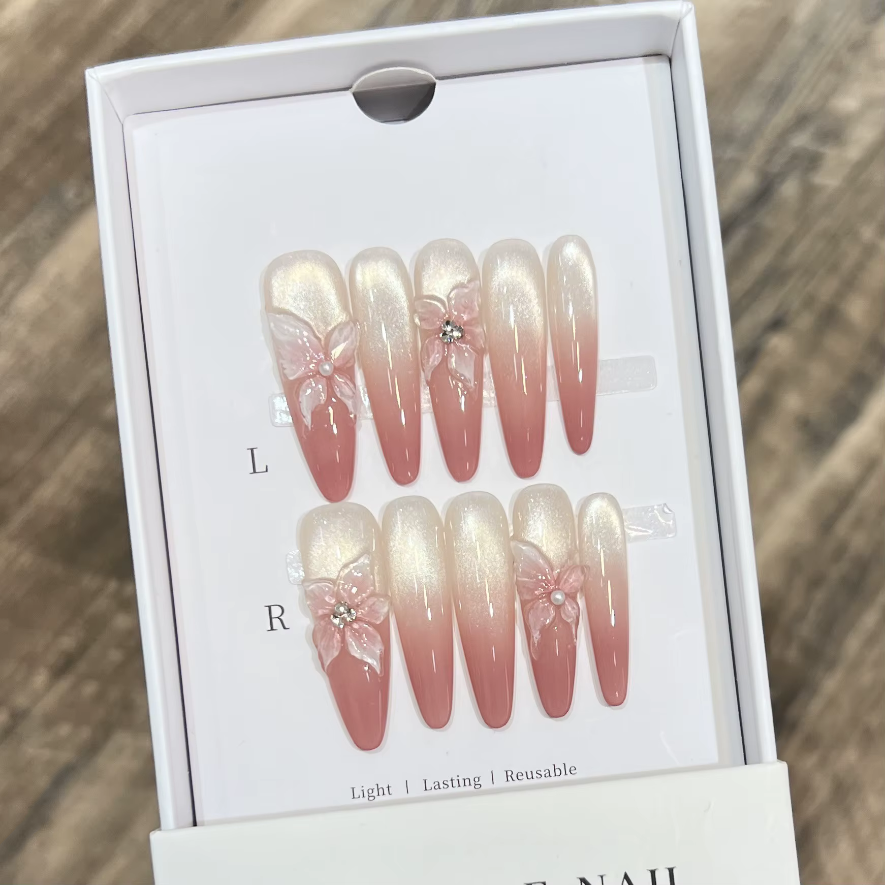 Faux ongles français dégradés arc-en-ciel