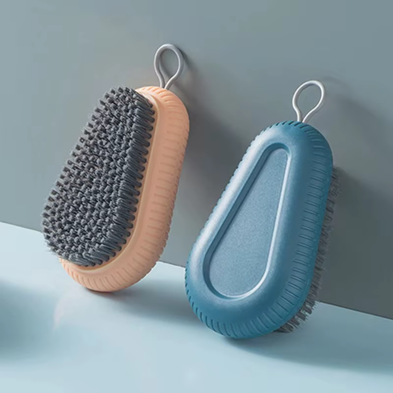 Brosse à ongles douce pour éliminer la saleté