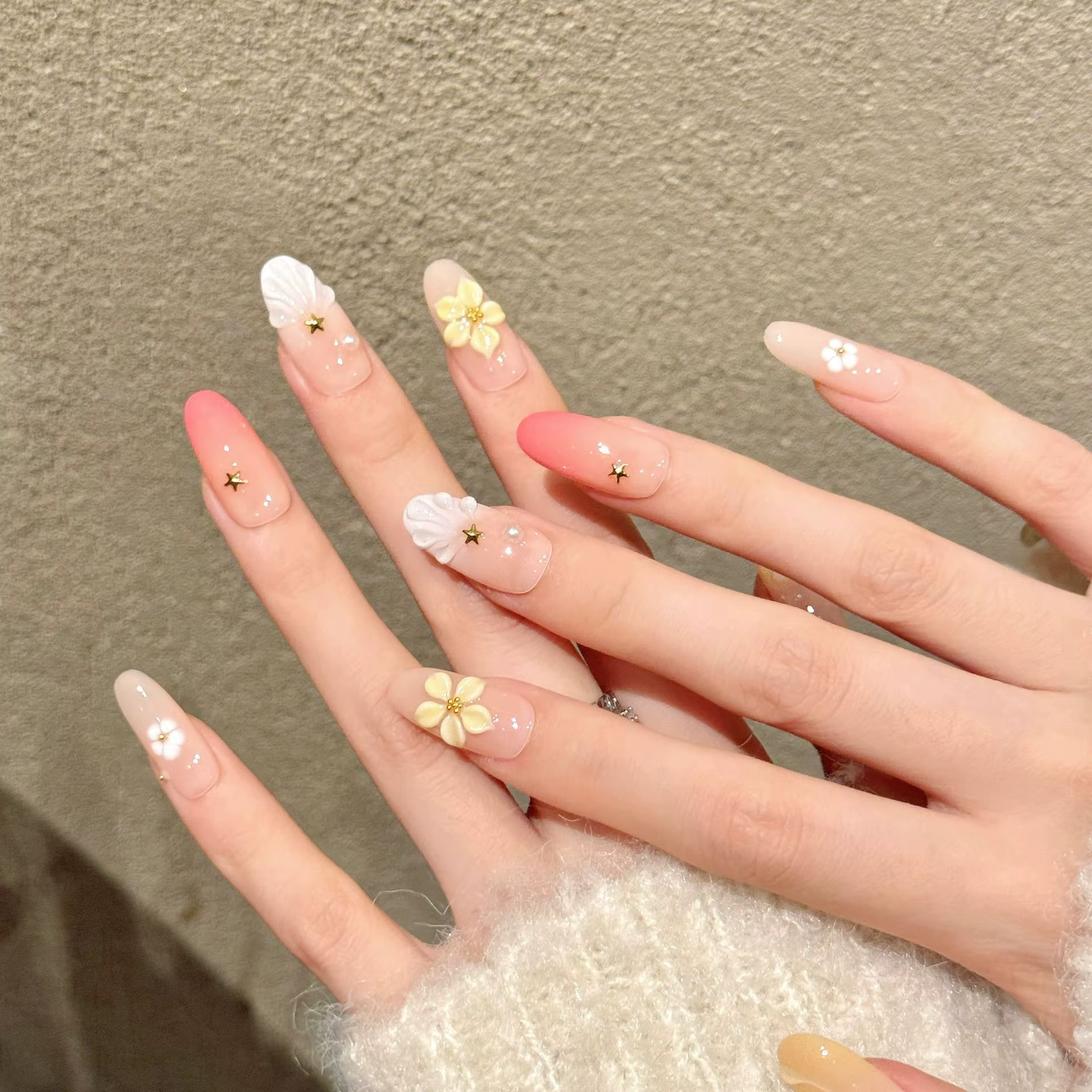 10 faux ongles ovales faits à la main