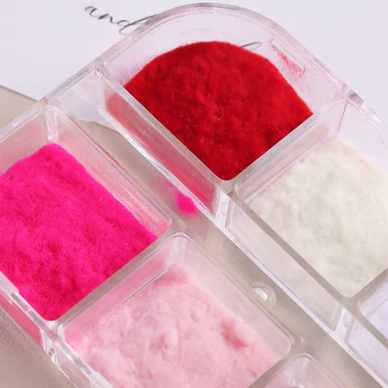 Décoration d'ongles en velours rose