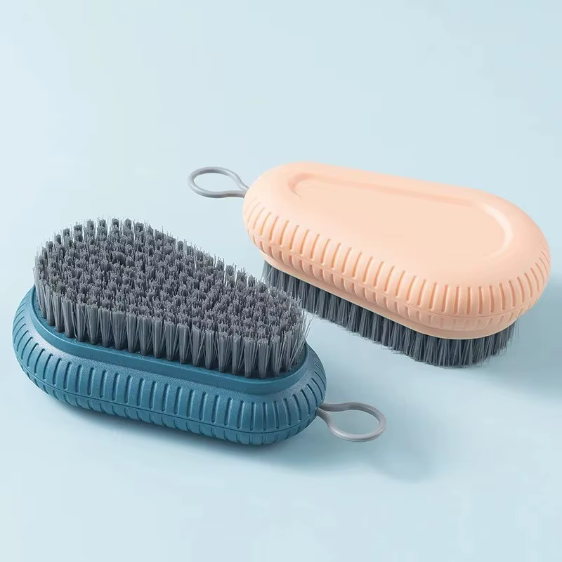 Brosse à ongles douce pour éliminer la saleté
