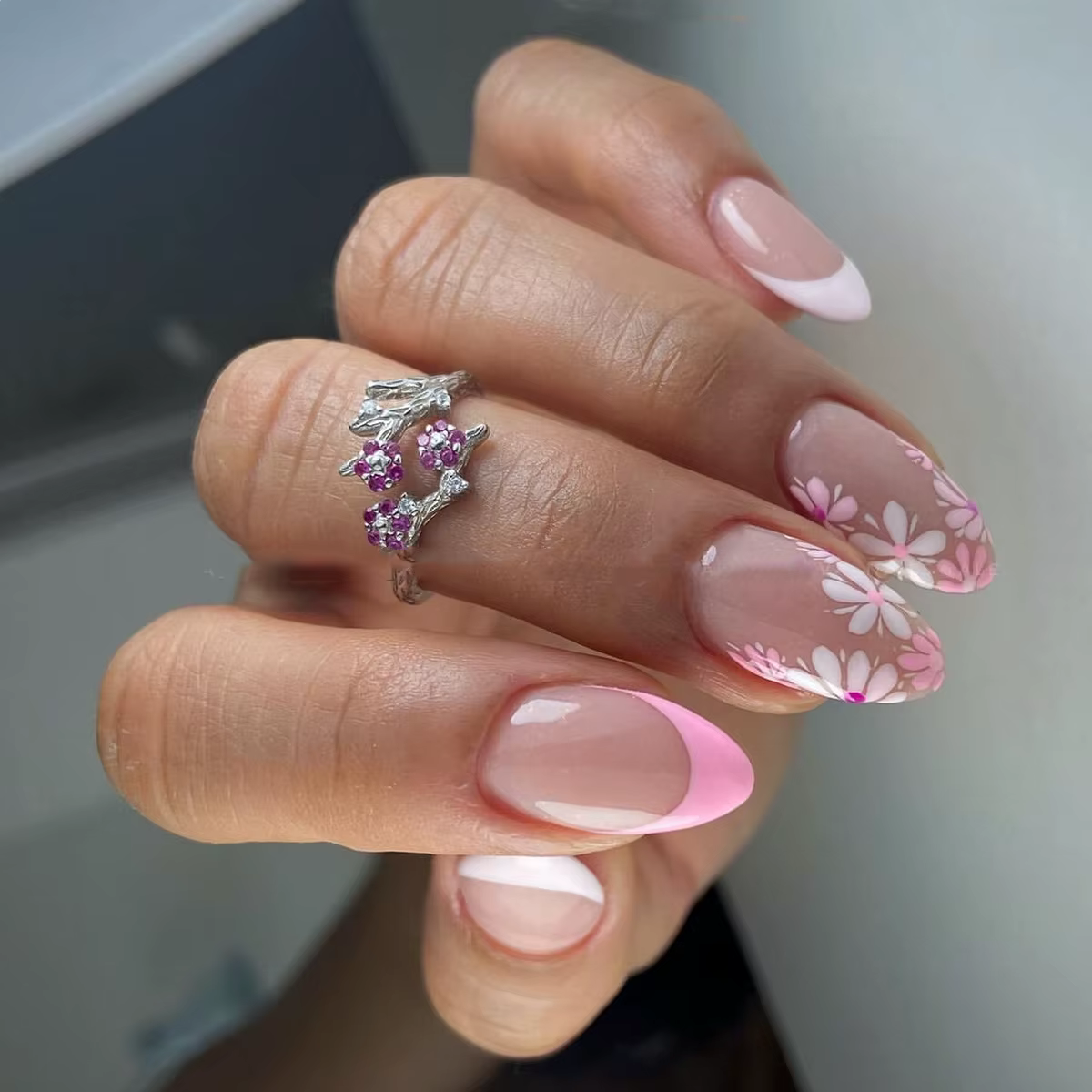 Style bohème bleu blanc amour Totems Nail Art mode français faux ongles détachable fini