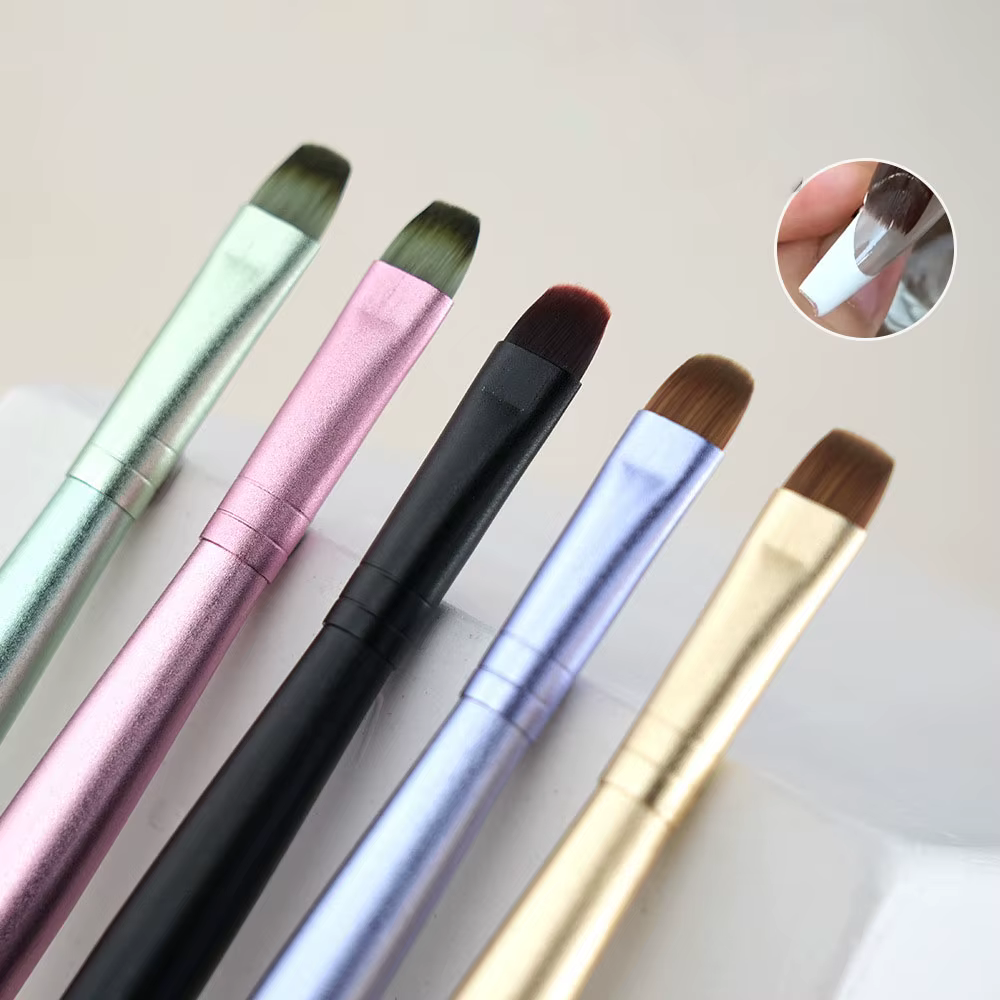 5 stylos pinceaux à ongles de couleurs variées pour la photothérapie