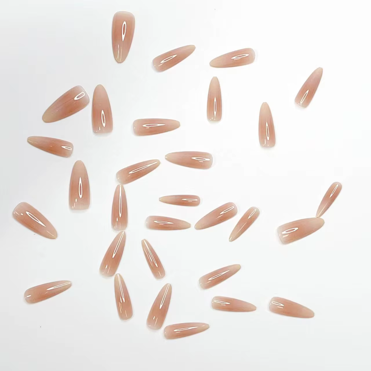 Ongle dégradé minimaliste français long de 24 pièces avec 1 gelée et 1 lime à ongles
