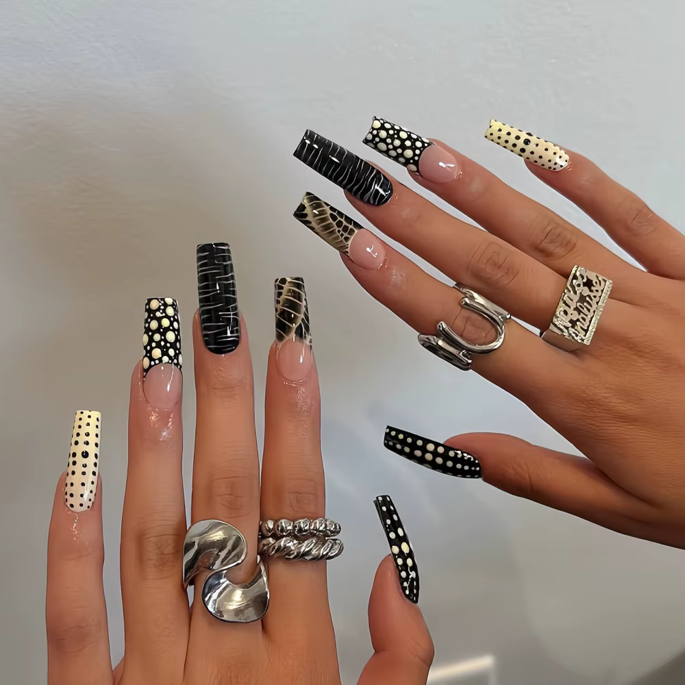 Faux ongles courts, mi-longs