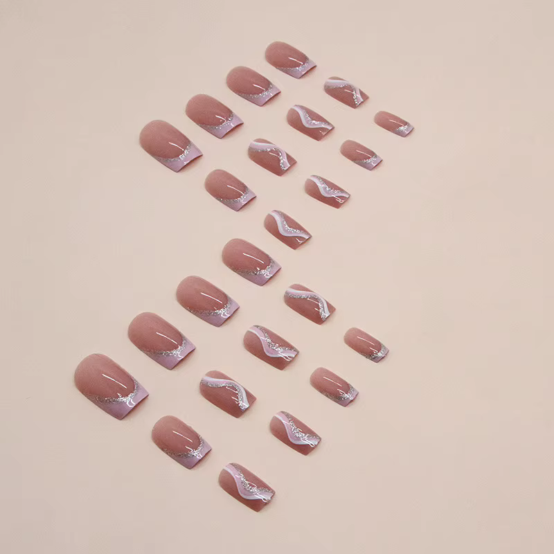 Rayures blanches 24 pièces presse sur ongles rose dégradé faux