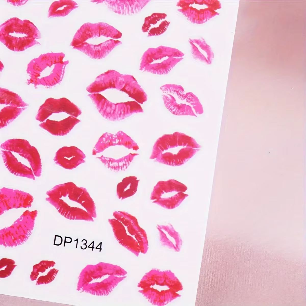 Autocollants pour ongles imprimés Fantasy Heart & Kiss
