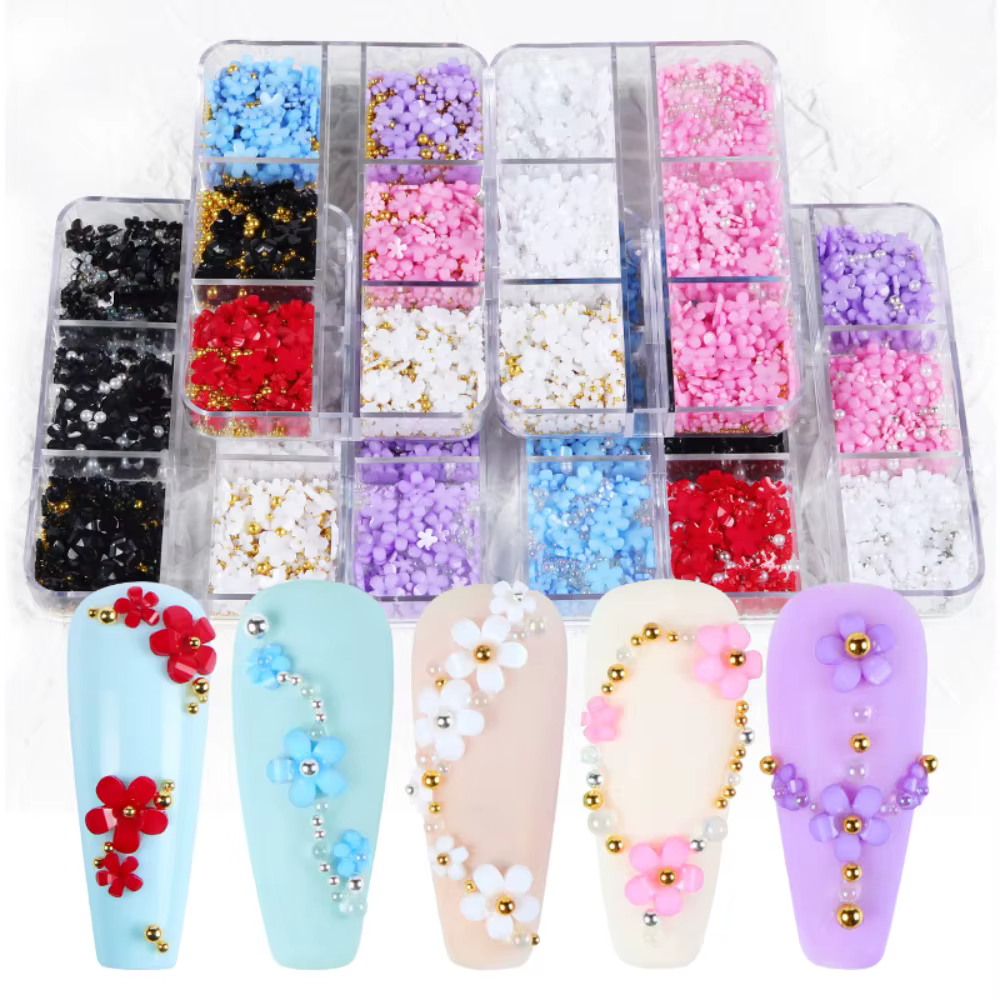 Décoration d'ongles en acrylique motif floral