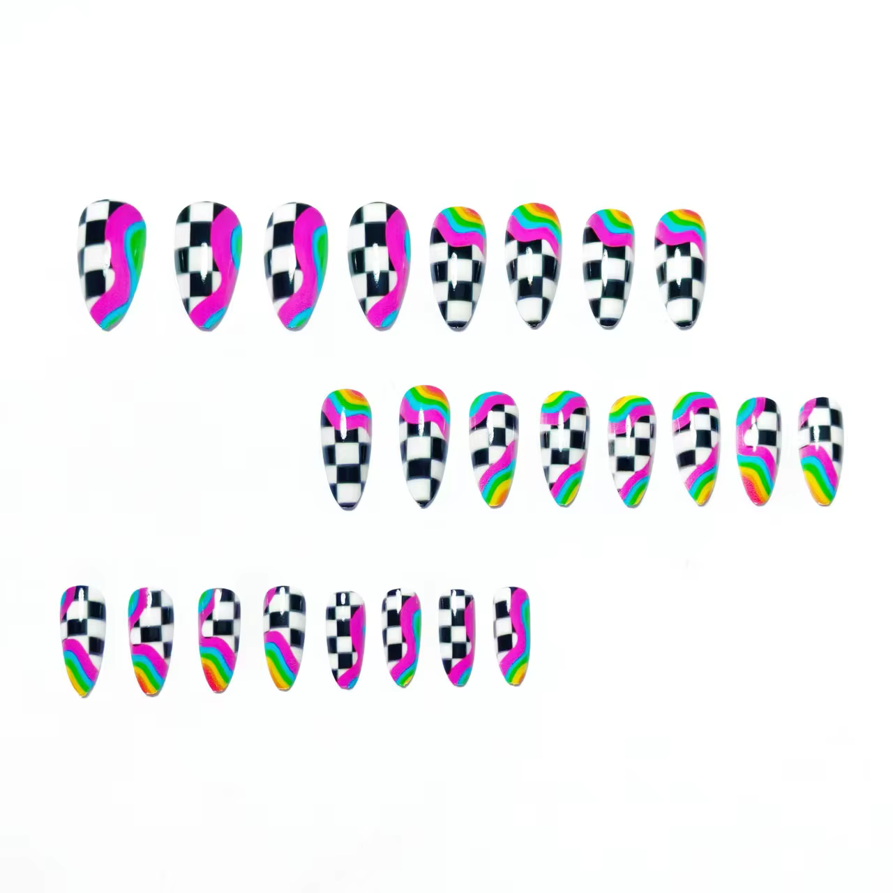 24 faux ongles en forme d'amande à presser