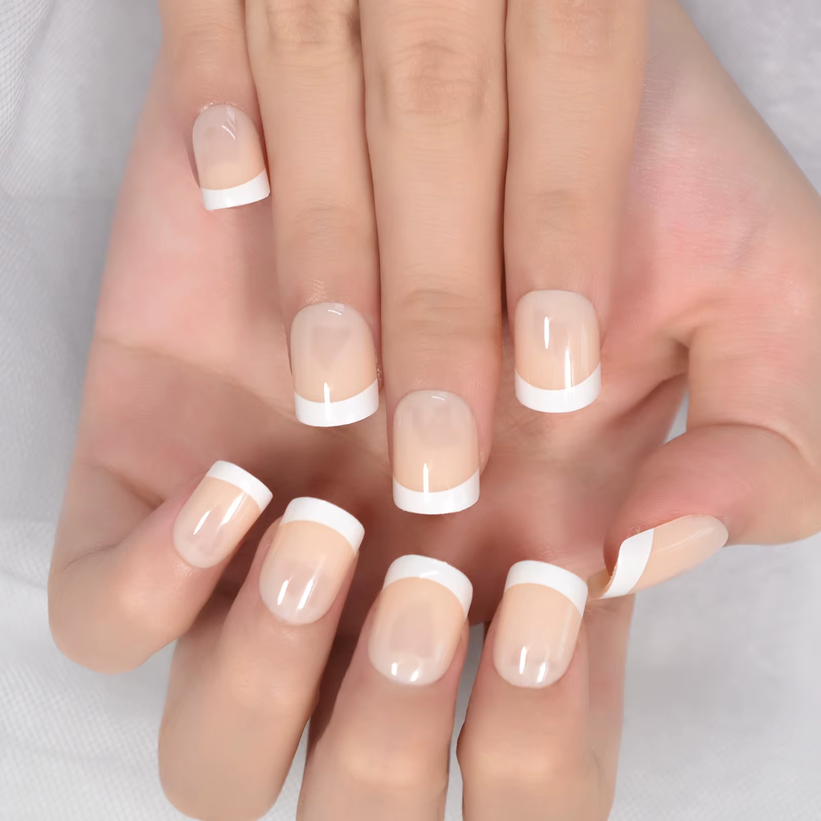 Faux ongles de Style français