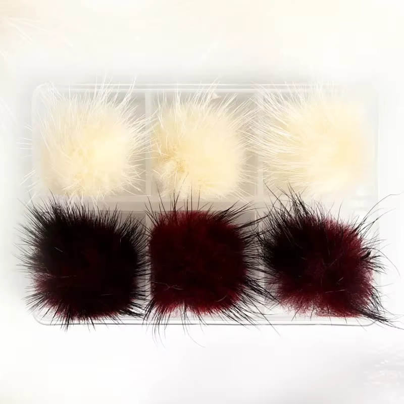 Boules de Pom pour ongles en peluche moelleuses détachables