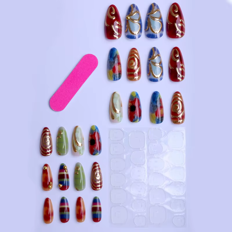 24 faux ongles à presser en amande