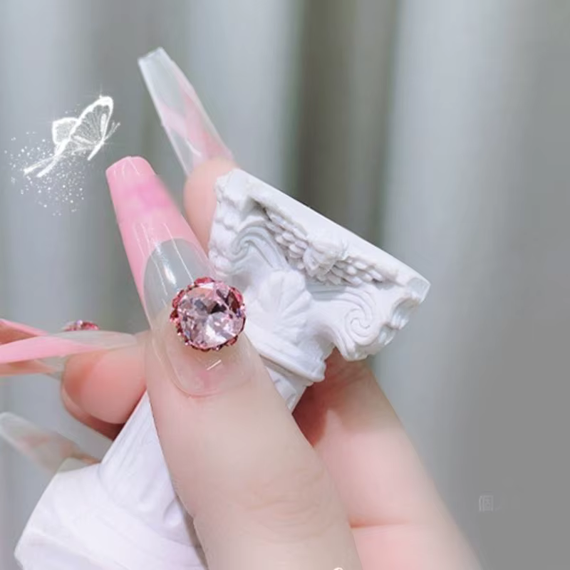 831E 3PCS Charmes à ongles irréguliers Nails accrocheurs