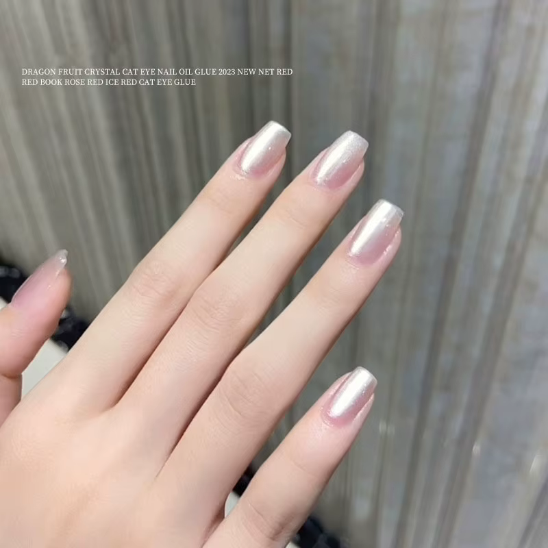 Verhéritage à ongles en gel œil de chat blanc